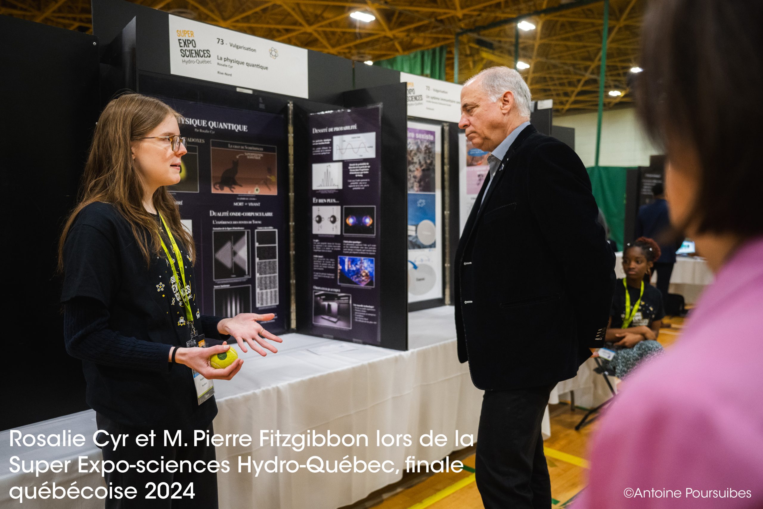 Rosalie Cyr et M. Pierre Fitzgibbon lors de la Super Expo-sciences Hydro-Québec, finale québécoise 2024